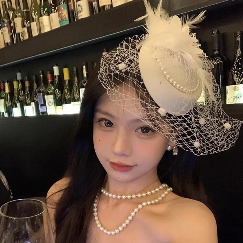 

New Elegant Bridal Headwear Vintage Pearl Flower Pillbox Hats Mesh Temperament Fascinators Hat For Women