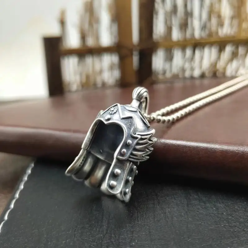 Retro Ethnic Style Samurai Helmet Pendant Warrior Armor Necklace Men's Personality Punk Trend Jewelry