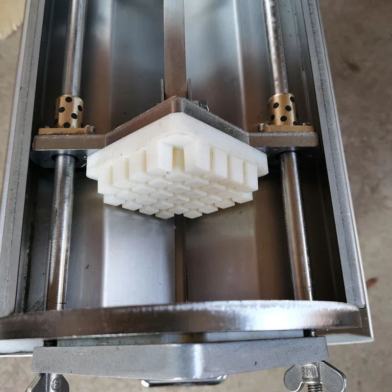 دخاني متعدد الوظائف 0.5L مقلاة زيت كهربائية صغيرة فرن البطاطس المقلية الدجاج القلي وعاء شواء الأسماك المقلية آلة هوتبوت الاتحاد الأوروبي