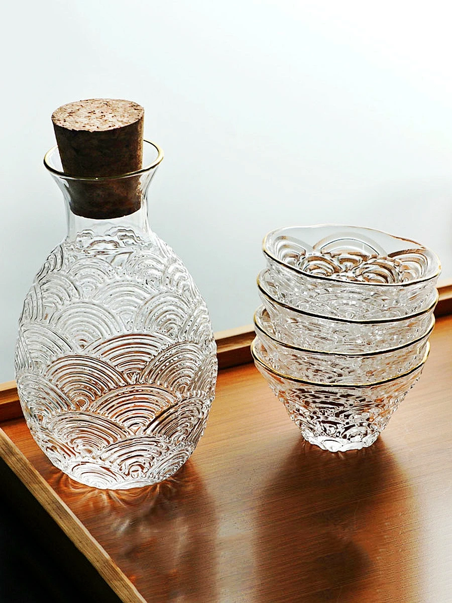 Japanese Style Small Wine Cup Eagle Beak Glass Cup Fruit Wine Shochu Home Use White Wine Cup Pouring Device Crystal Glass