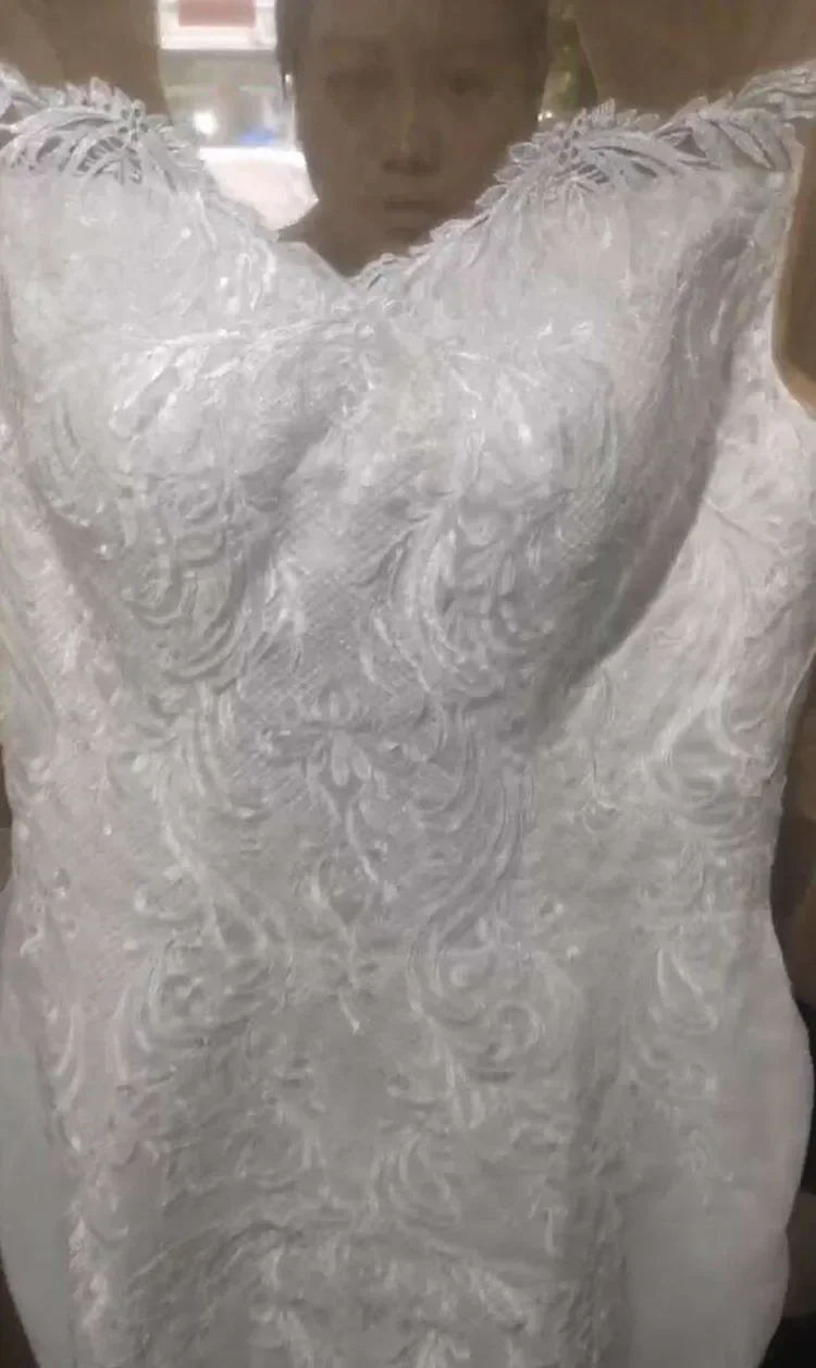 Abito da sposa personalizzato con scollo rotondo e applicazioni in pizzo Abiti da sposa Abiti da sposa a maniche lunghe a sirena in stile country