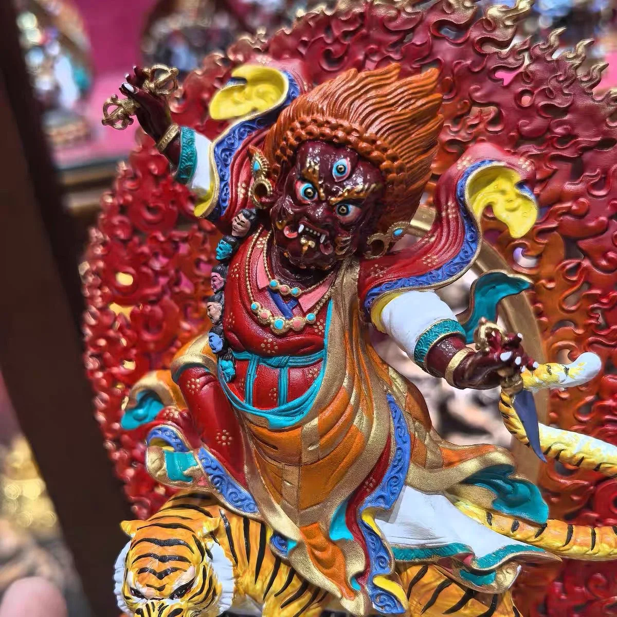 Buddhist temple decoration painted Buddha statue Buddhist icon Drakpo Kilaya Holy master Buddhist lama monk worship