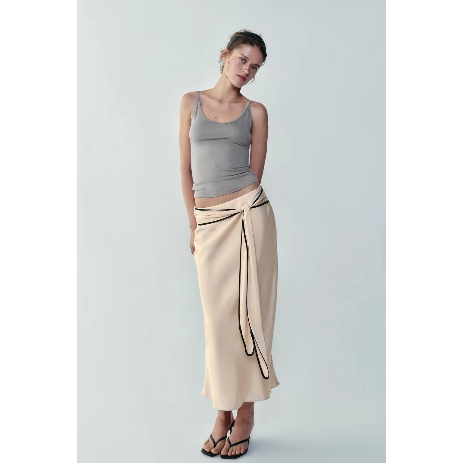 Fashionable Silk Satin Midi Skirt Women's Standard Fit Straight Tube Dress Versatile Knot Decoration Polyester Fiber Skirt