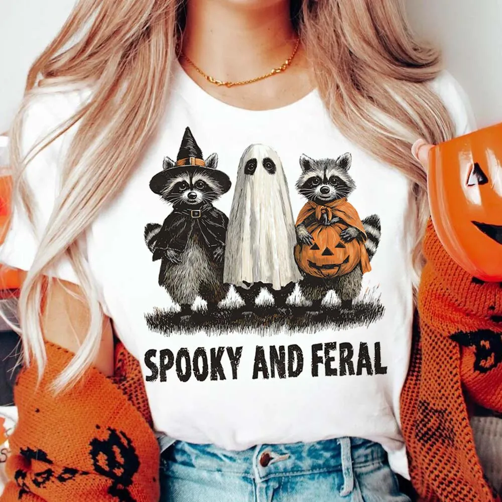 

Spooky Raccoon Women's Graphic T-Shirt O-Neck Short Sleeve Clothing Top T-Shirt Street Casual Style Women's Halloween T-Shirt