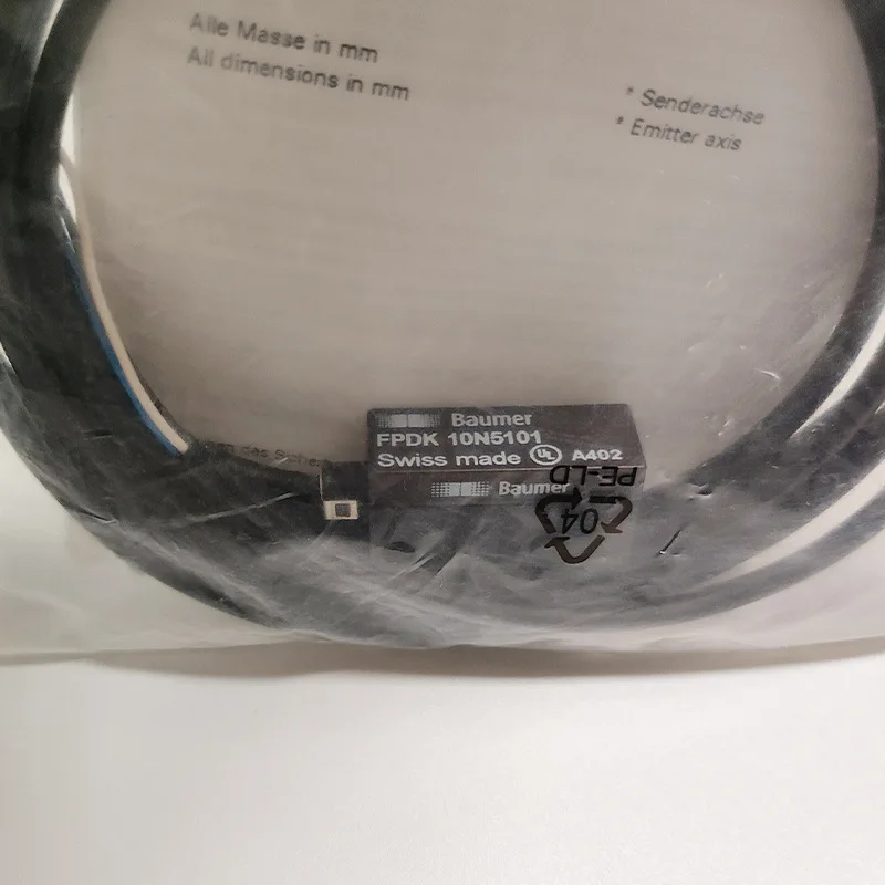 Baumer, Switzerland, Diffuse Reflection Sensor, Model FPDK 10N5101