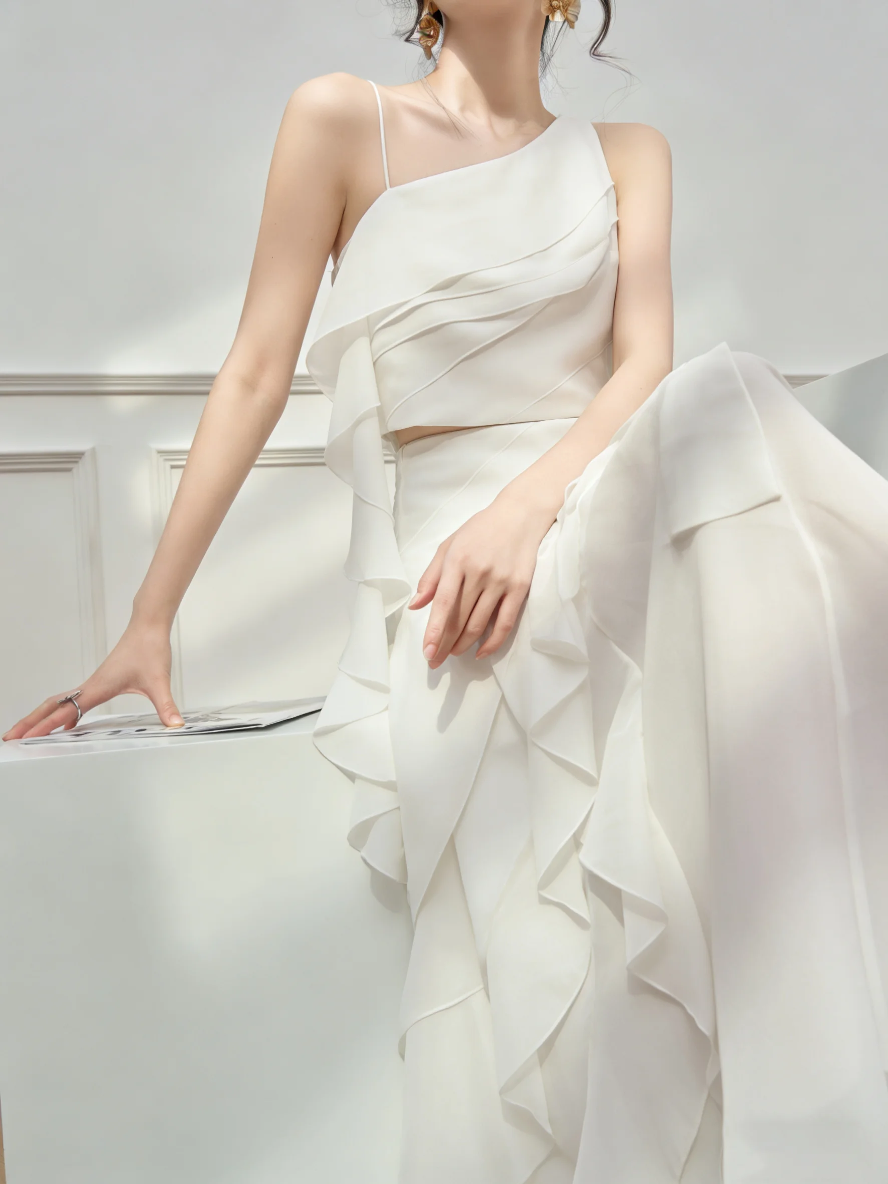 

White Off-Shoulder Halter Top And High-Waisted Skirt Set Women's Fashion Spring Outfit Casual Loose Fit Midi Dress Ensemble