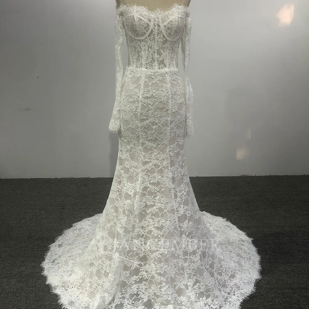 

Customized White Off the Shoulder Plus Size Vestido De Noiva Wedding Dress Train Custom Made Plus Size Bridal Tulle Mariage