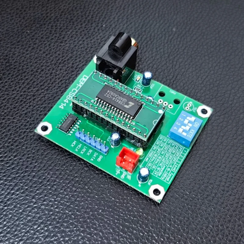 

Плата приема цифрового декодирования CS8414, коаксиальный формат IIS. Поддержка 24-битной частоты дискретизации 96К!