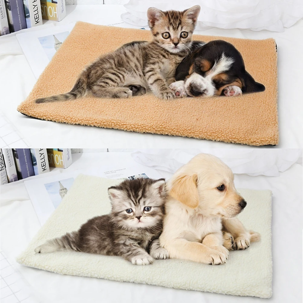 Winter Dog Self-Heating Pad Pet Cat Auto-Heating Blanket Warming Plush Bed Cushion with Thermal Body Heat Reflecting Cord Pad