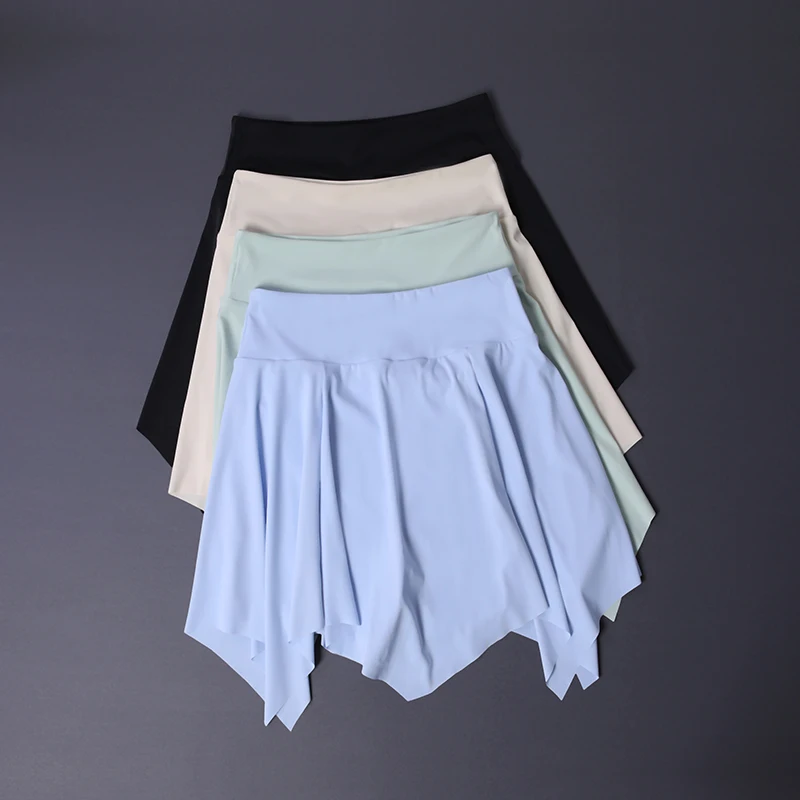 تنورة رياضية نسائية باللون الأخضر النعناعي - صيفية غير متماثلة لليوجا والتنس والجري سريعة الجفاف