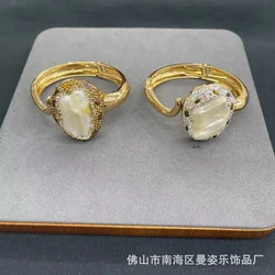 Baroque special-shaped pearl inlaid with natural rough stone color-preserving live bracelet fashionable pearl jewelry in Europe
