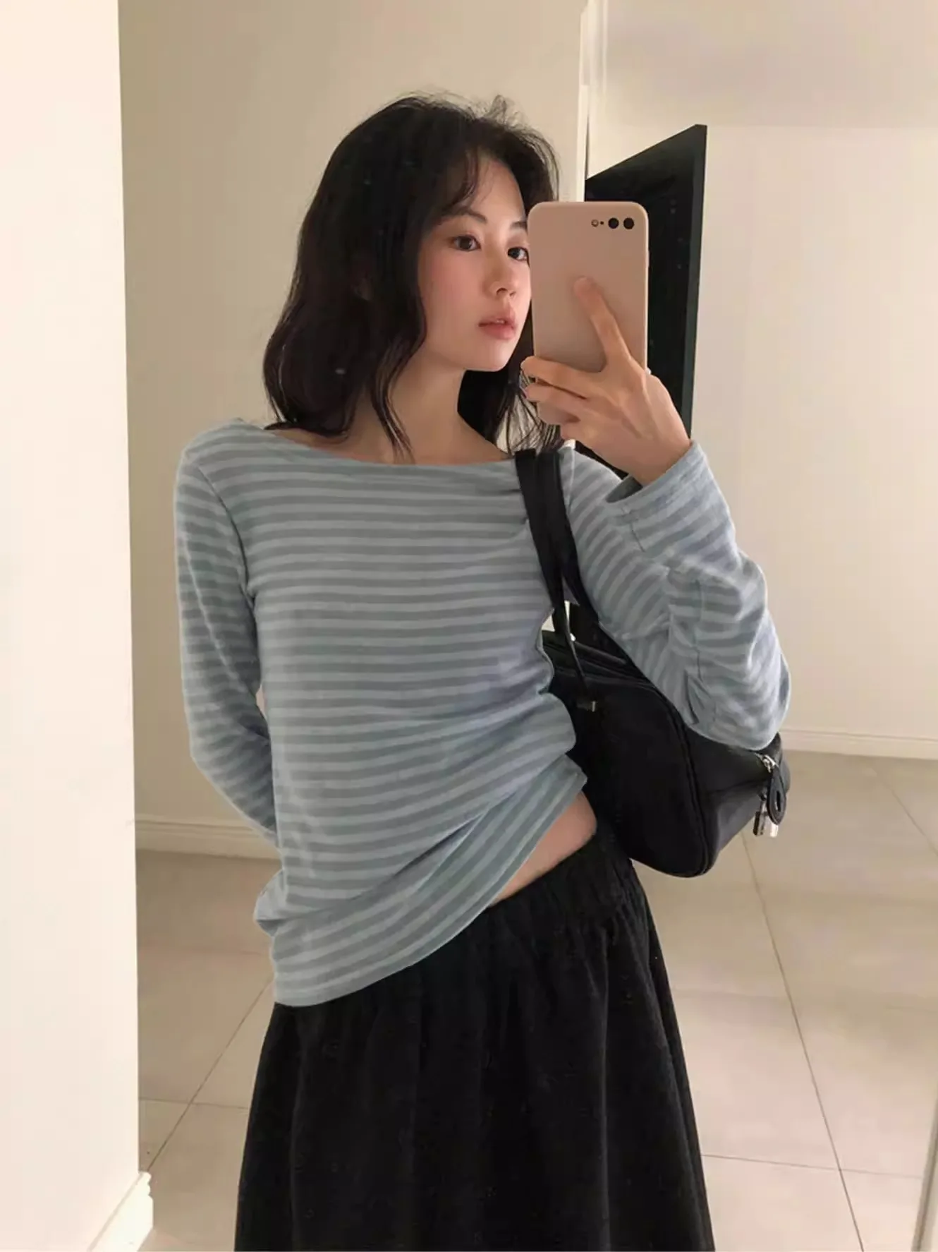 

Sweet Color Blo Striped Long Sve round Ne Base T-irt Women's Faion Commute Sle Winter New Arrival Ciwalk