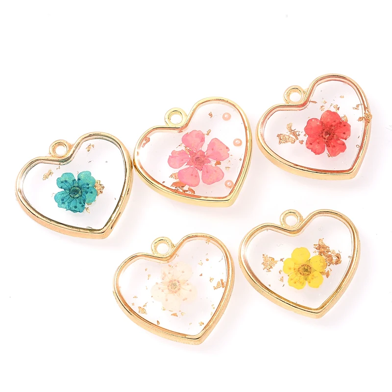 4Pcs Love Heart Handmade Transparent Foil Resin Pressed Dried Flower Drop Gel Petal Specimen Charms Pendant for Jewelry Making