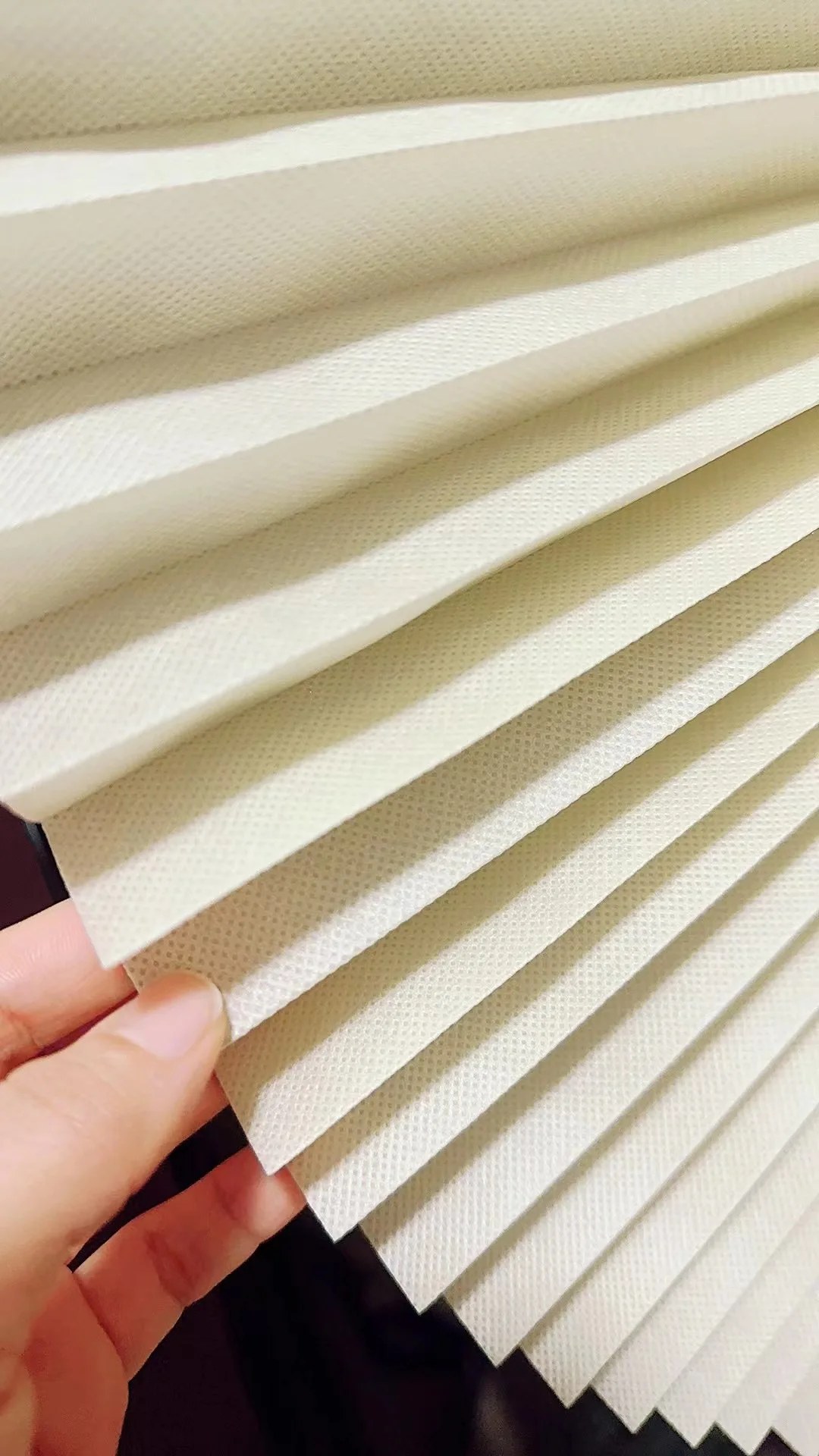 Nice Pleated Blinds for Windows Doors ,Shades for Home /Nursery/ Bedroom/ Kitchen/ Bathroom Room Darkening Blackout Blind Cheap