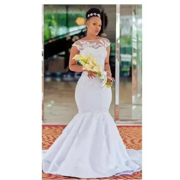 Customized Hot Sale Lace Trumpet Customized Plus Size African Mermaid Short Sleeve Wedding Gowns