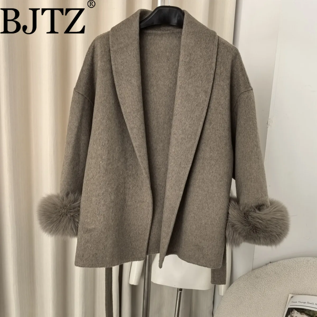 

BJTZ Autumn And Winter Women's High-End Double-Sided Wool Coat Mid-Length With Detachable Real Fox Fur Cuffs