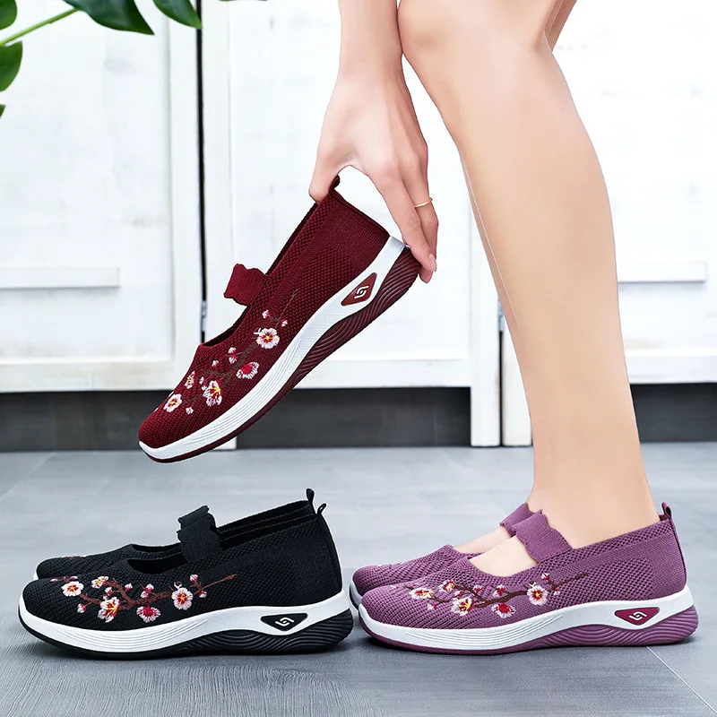 Summer shallow breathable women's shoes casual mom middle-aged and elderly cloth shoes simple and comfortable loafers driving