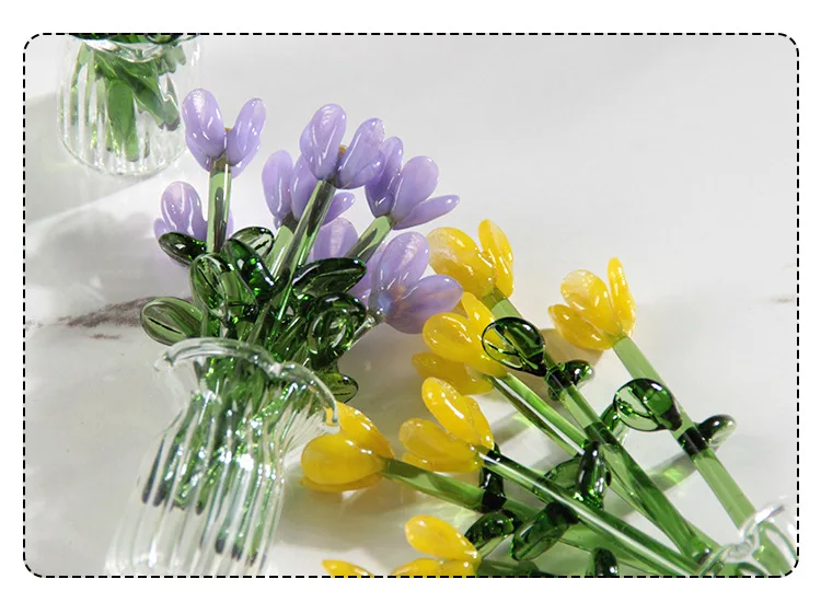 Handgefertigte Glas-Blumen, Glas-Simulationsstrauß, Frisches Blumenarrangement, Desktop-Dekoration mit Ewigen Blumen – Detail 13
