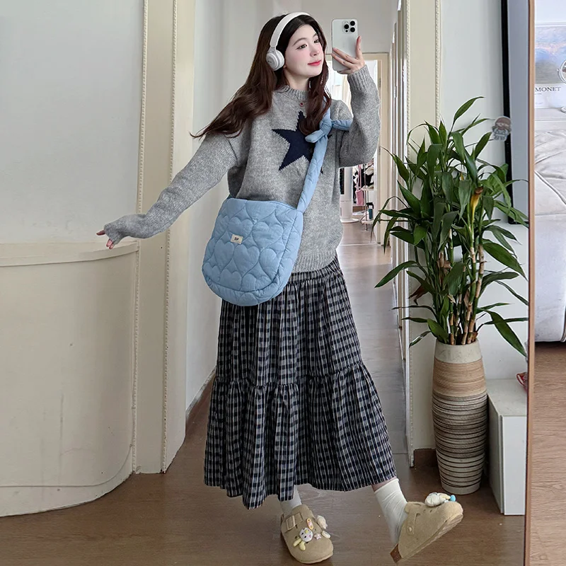 Autumn Winter Maternity Clothes Grey Pregnant Woman Sweaters with Large Star Pattern Fashion Pregnancy Knit Pullover Loose Top