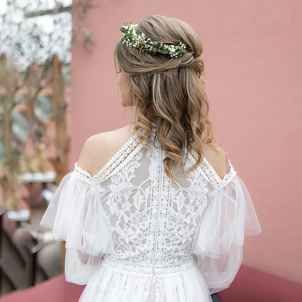 Halter Off Shoulder Long Bubble Sleeves Customized Wedding Gowns Ruffled Tulle A Line Closed Modest Romantic Lace Bridal Gowns
