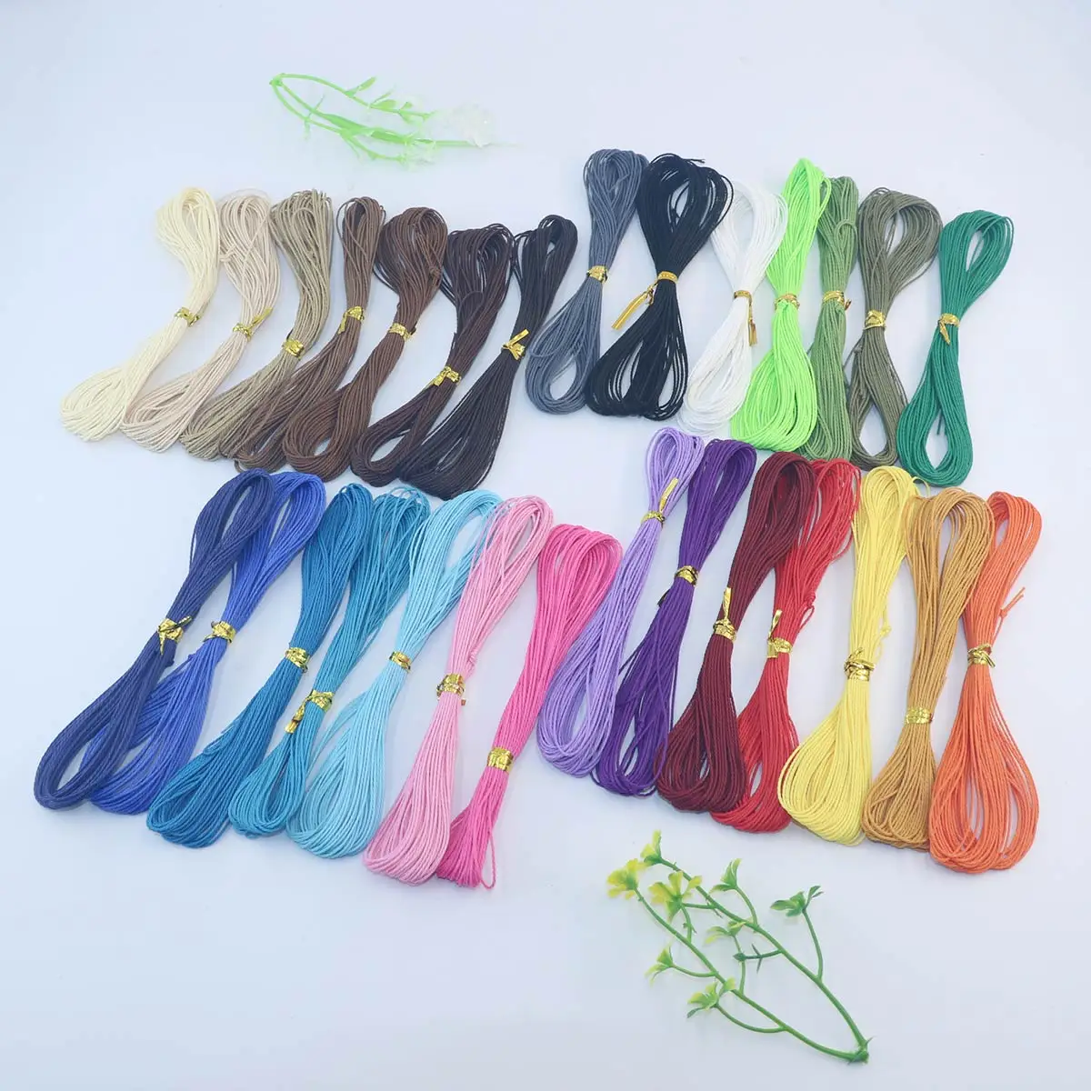 

Set of 10Mx28 Colors 1mm Thick Wax Thread Rope Cord Multicolor DIY Braided Crafts Jewelry Bag Clothes Decoration Accessories