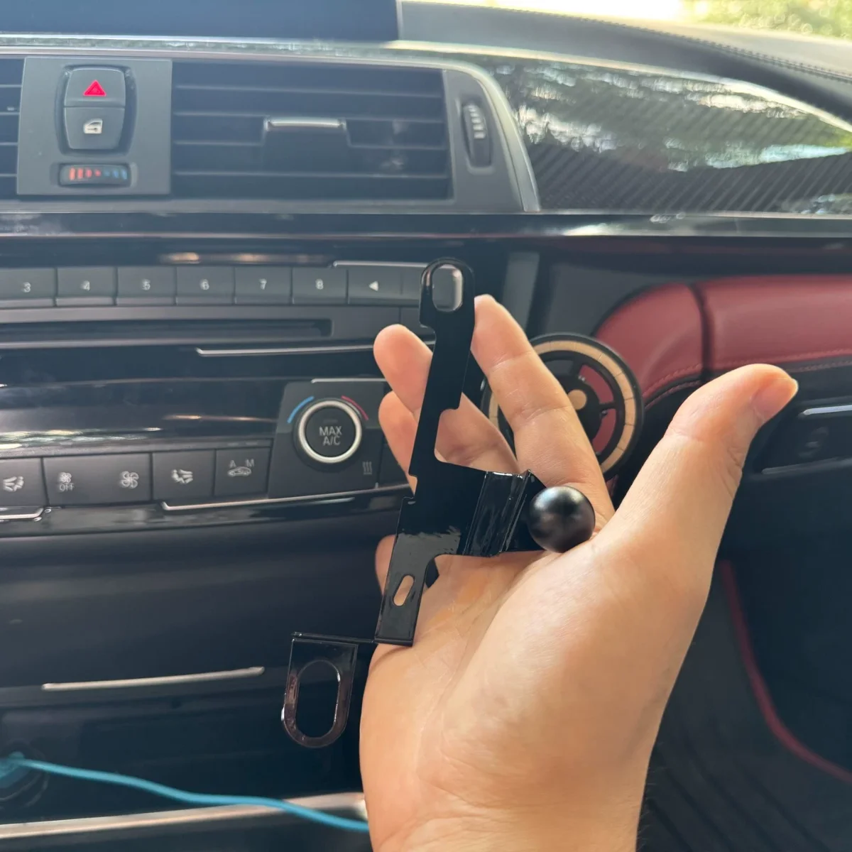 Magnetic Phone Mount Phone Holder PM0119 for 2013-2019 BMW 3 and 4 Series F30 F32 F36 F80 F82