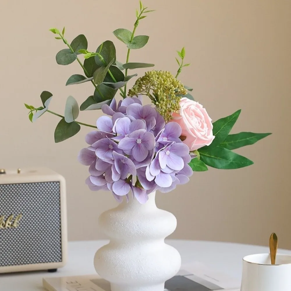 

Luxury Artificial Hydrangea Rose Bouquet Realistic Elegant Hydrangea Eucalyptus Flowers Plastic Simulated Hydrangea