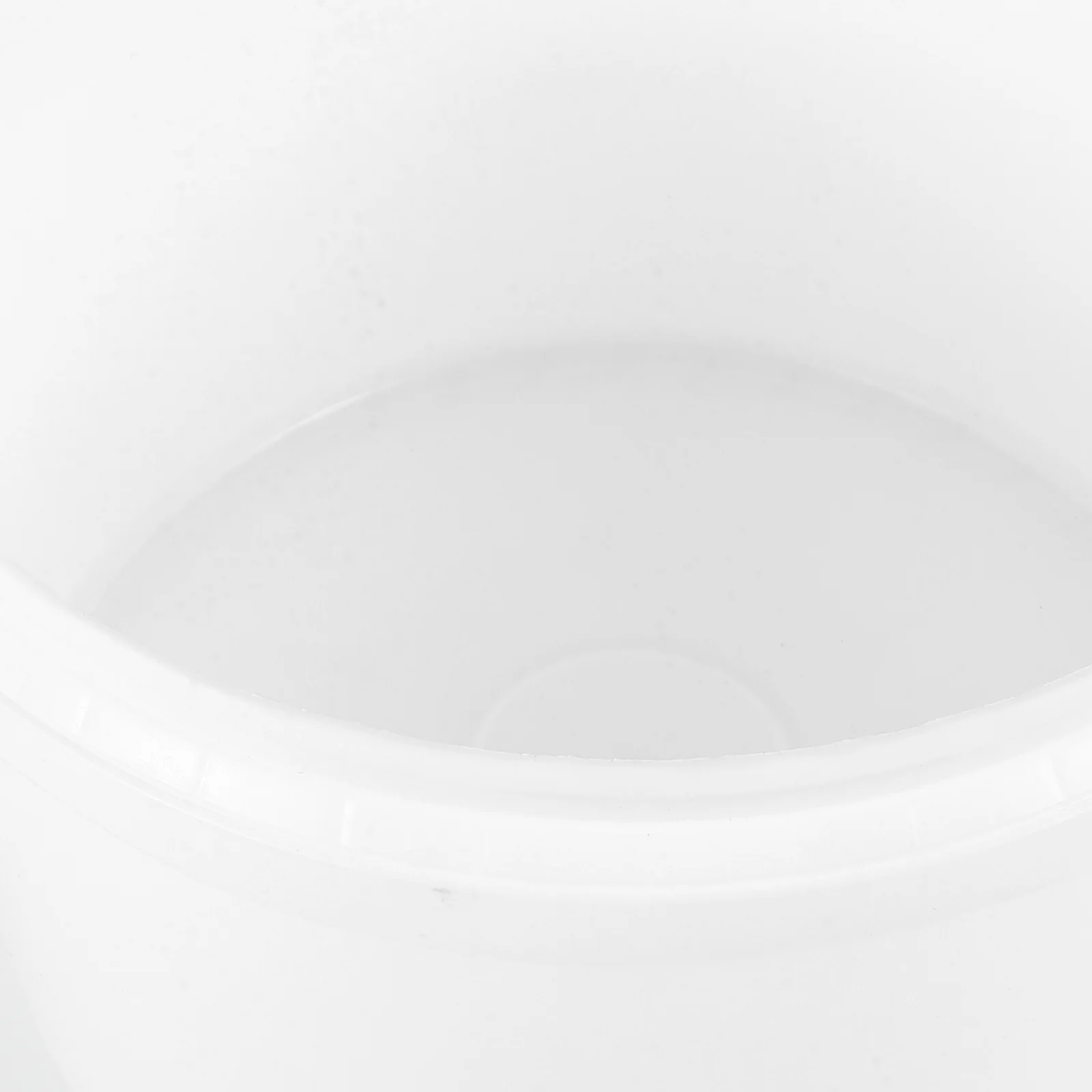 

Small Plastic Bucket with Lid White Leakproof Pail for Household Water Storage Gardening Cleaning Space Saving Multi Use