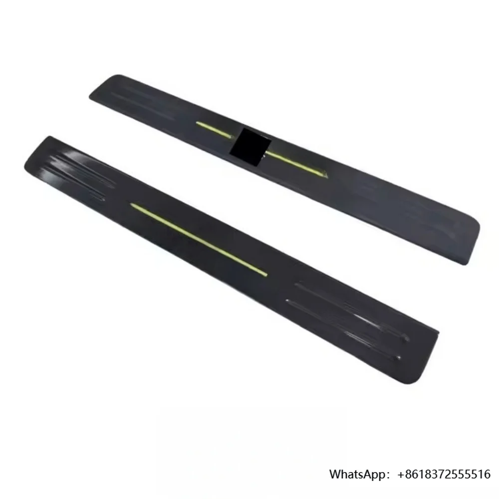 

Hot Selling SC Style Dry Carbon Fiber Threshold Strip Threshold Decoration Suitable for Ferrari SF90 Upgrade and Modification