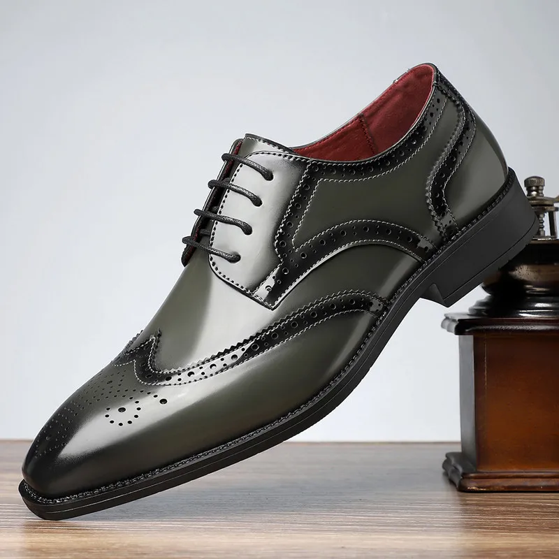 Fashion Classic Men's Carved Block Brogues Shoes Pointed Business Dress Shoes Lace Up Oxford Shoes Men's Wedding Formal Footwear