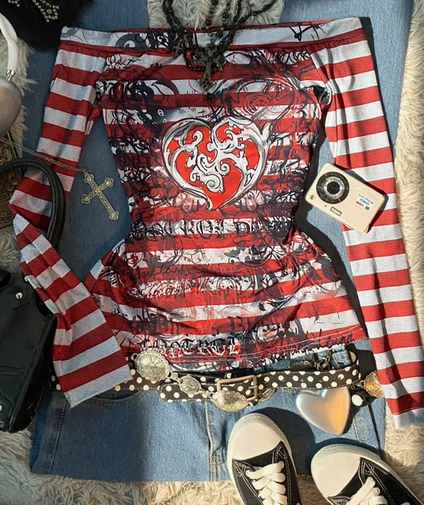 تي شيرت نسائي Y2K Sweet 2000S مطبوع عليه قلب الملاك الأحمر، مخطط بكتف واحد وأكمام طويلة، مناسب لموسم العودة إلى المدرسة، a g