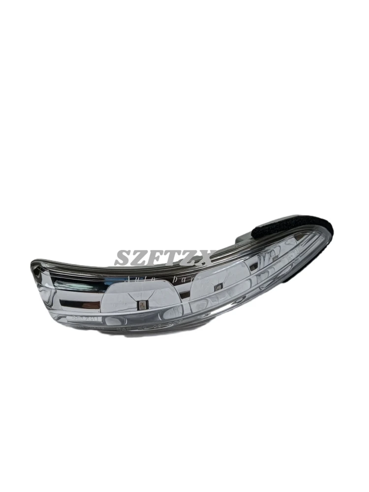 

Genuine New 876142M000 87614-2M000 side Signal Lamp Mirror Rearview Right for Hyundai Genesis Coupe 2010-2016