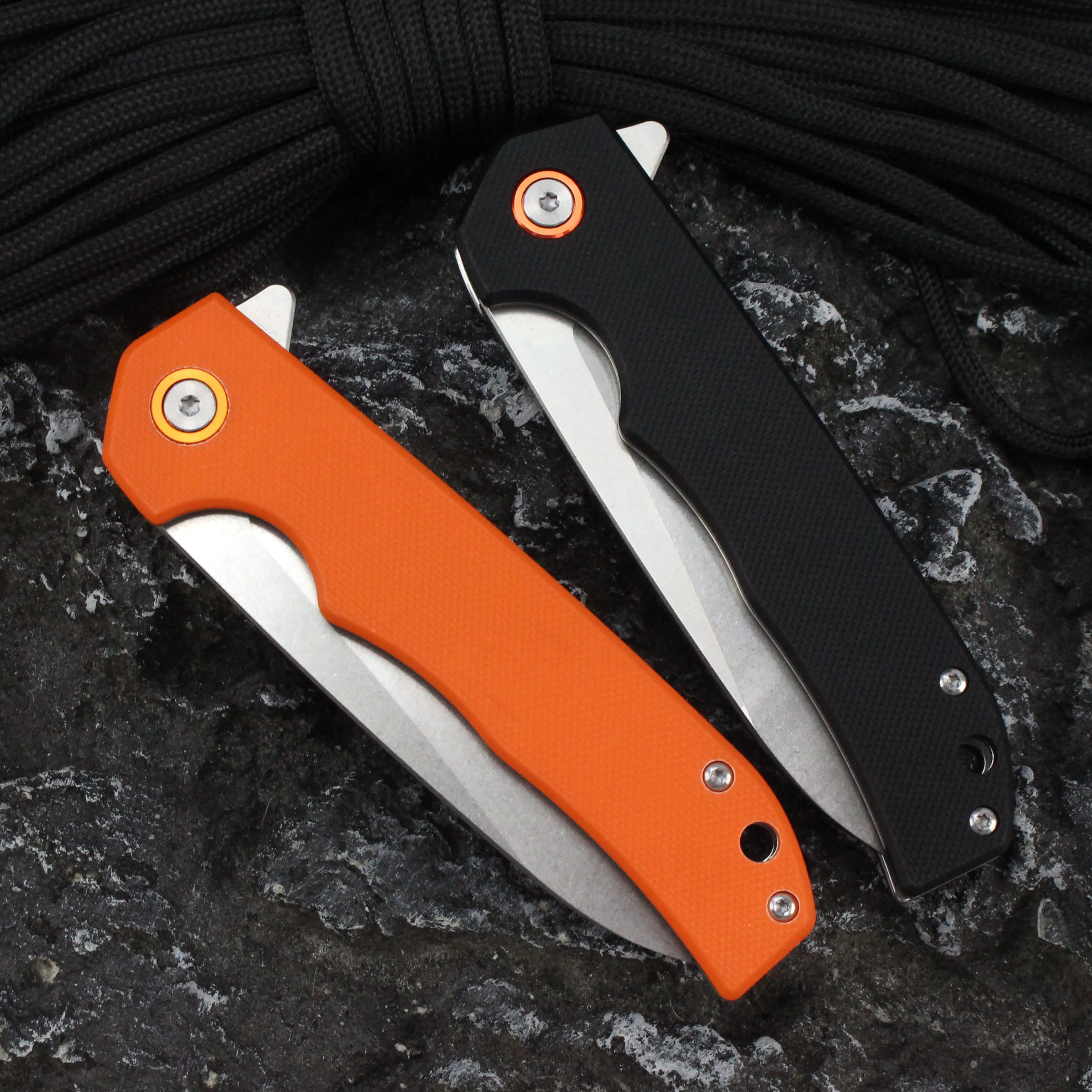 Tuunafire GT-T0063 Coltello pieghevole D2 Lama in acciaio Coltello da sopravvivenza tattico Flipper Coltello da caccia EDC Strumento di sopravvivenza 225 Nuovo