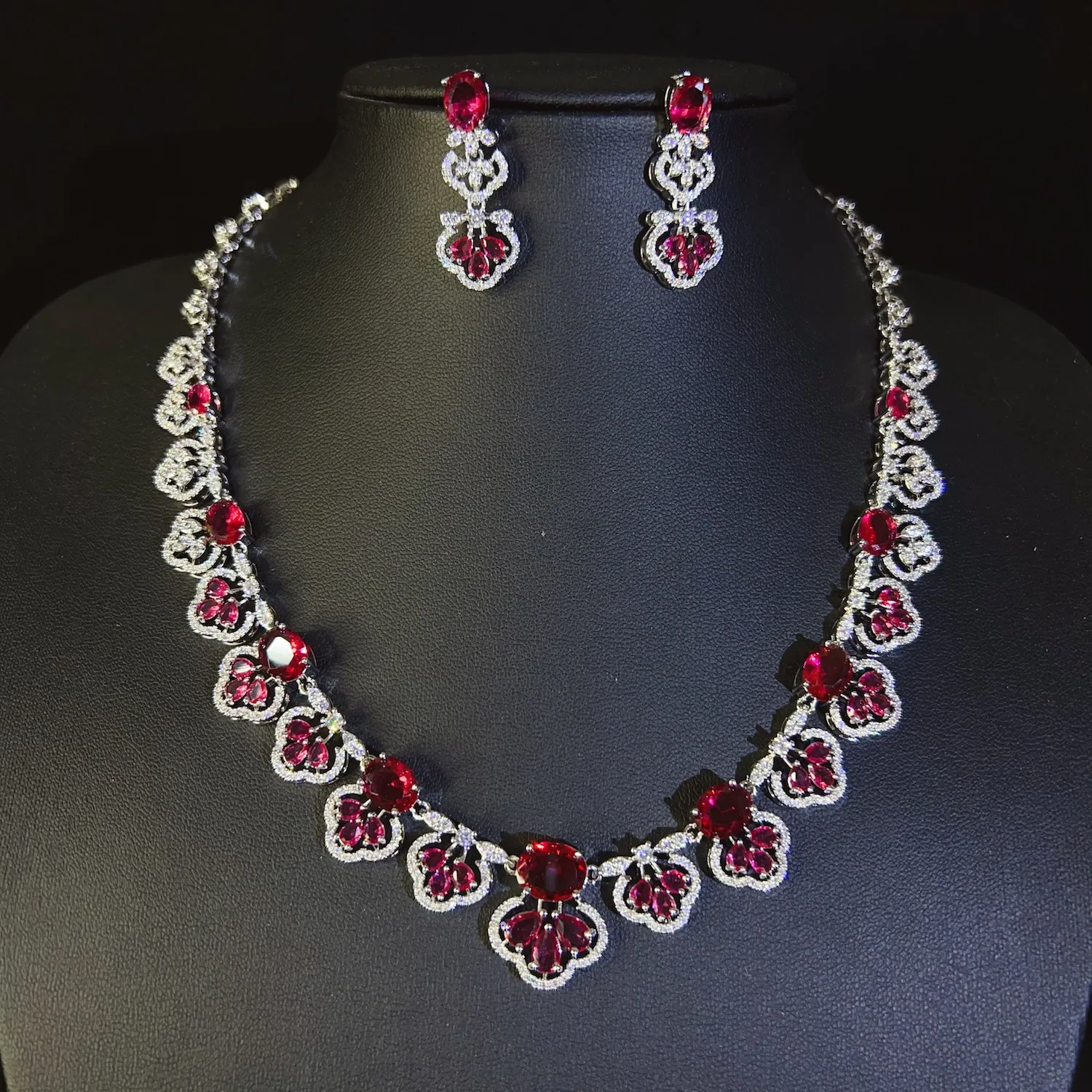 

Exquisitely Lovely Multi-Color Flower Necklace Earring Set Elegant Women Bridal Wedding Holiday Everyday Jewelry Gift M-1024