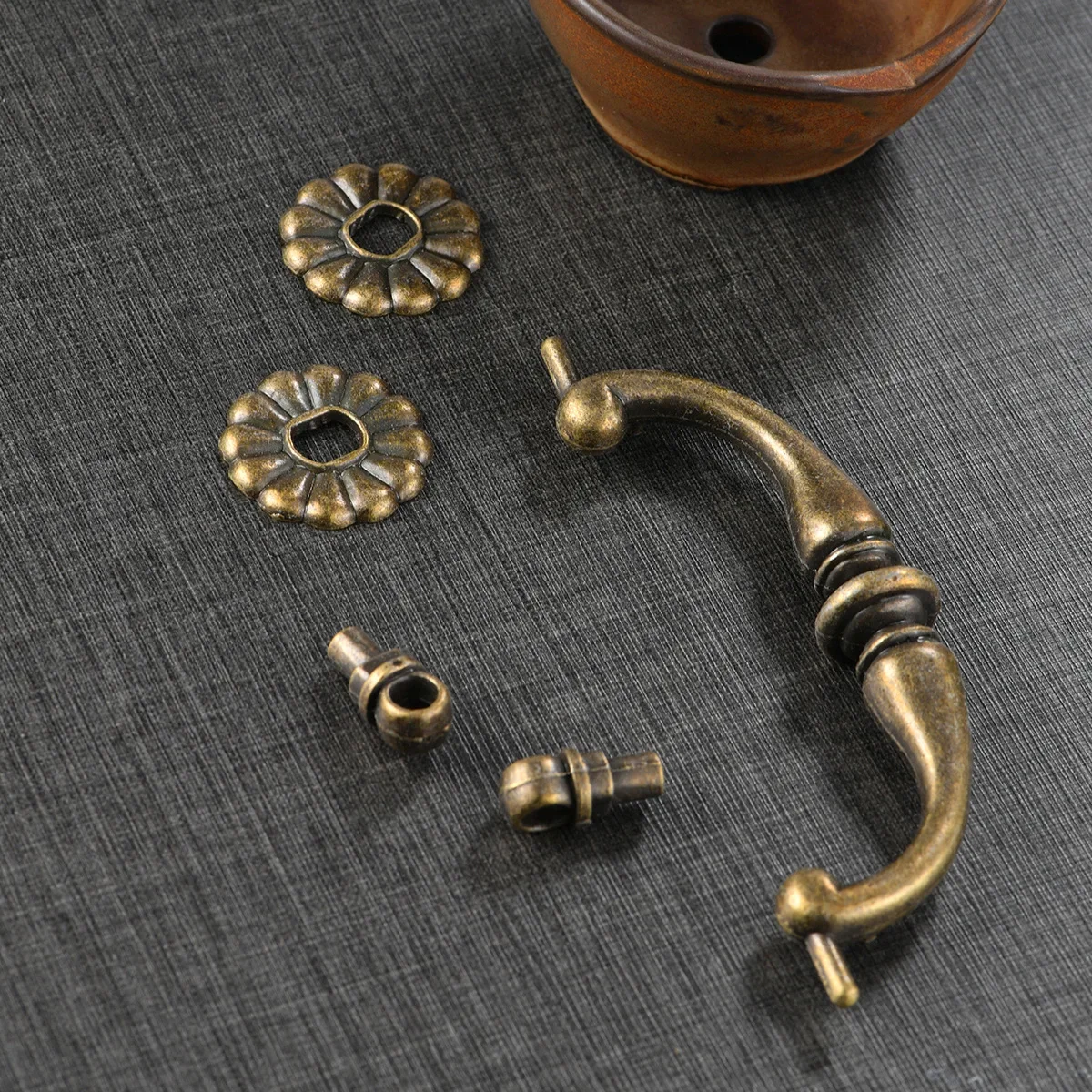 374 Qinggu American handle simple European antique drawer cabinet door furniture Chinese hole distance 96mm
