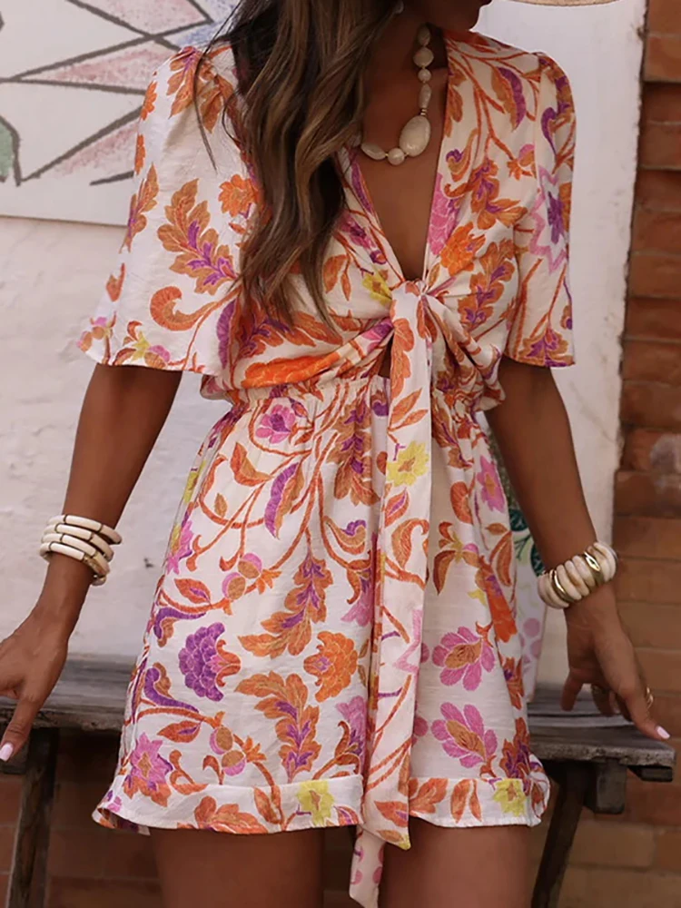 Moda flor impressão verão macacão 2026 sexy com decote em v manga curta férias playsuit feminino elegante oco rendas festa macacão