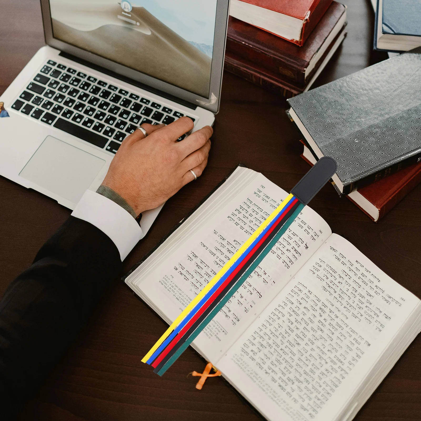 

7Pcs Vibrant Bible Ribbons Bookmarks PU Material Faith Expression Easy Use Sturdy Versatile Reading Accessories