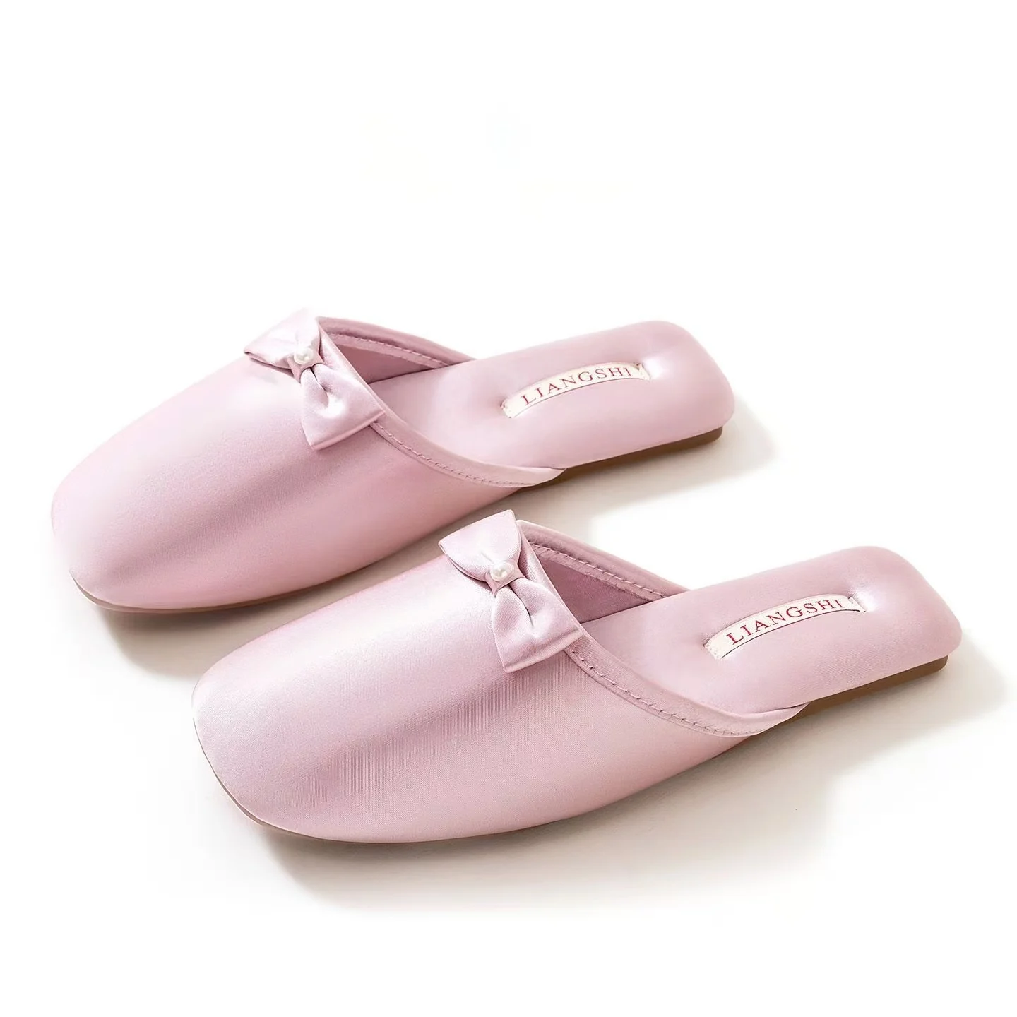 

Женские четырехсезонные новые шелковые тапочки Baotou с бантом, высококачественные нескользящие домашние тапочки на резиновой подошве, бесшумные тапочки с деревянным полом