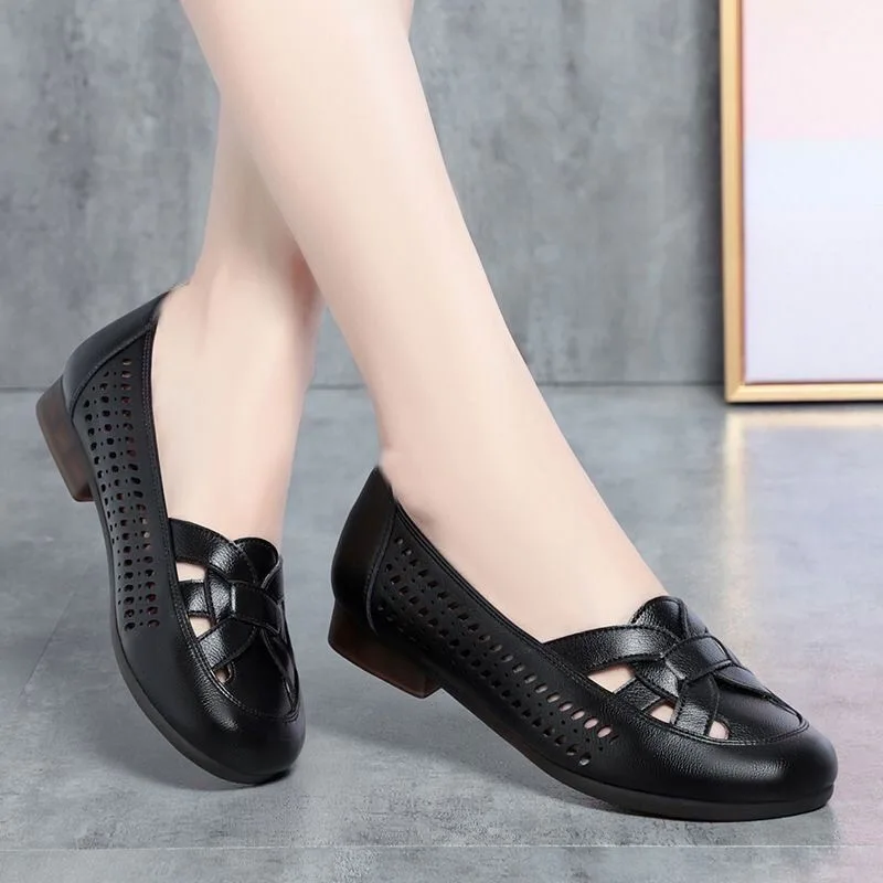 High Quality Leather Ladies Breathable Summer Shoes Women Flats Slip-On Loafers Round Toe Flat Shoes Mother Shoes