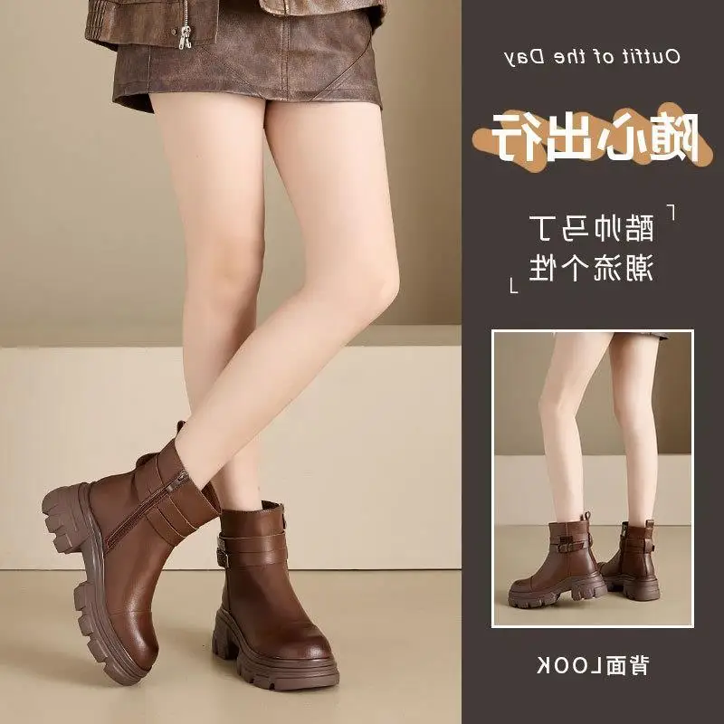 

Vintage Thick Bottom Chelsea Boots British Style Slim Fit Boots Waterproof Platform round Toe Leather Fashion Boots