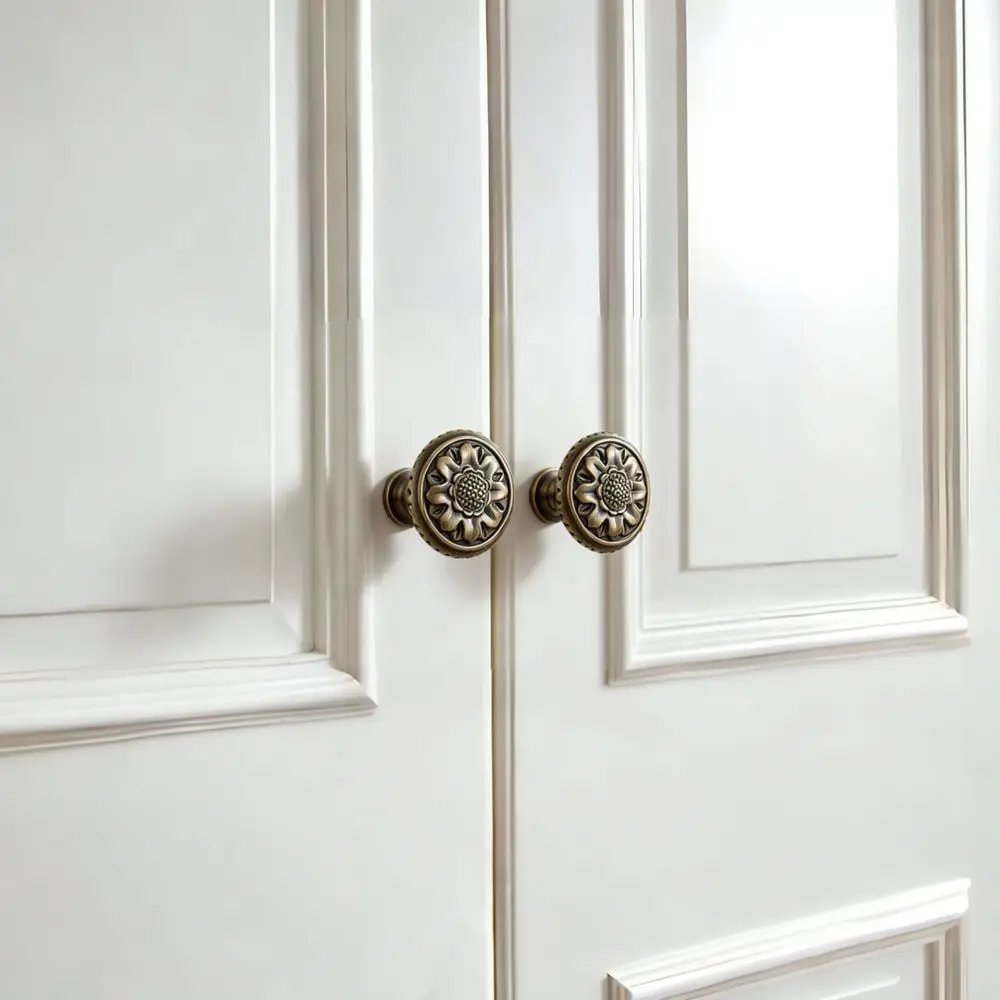Luxury Sunflower Drawer Handle Vintage French Style Cabinet Knob Brushed Brass Furniture Pull For Wardrobe Hardware