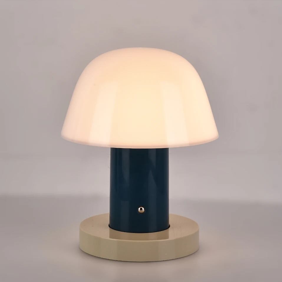 غرفة النوم وغرفة المعيشة وغرفة الطعام في الهواء الطلق مصباح طاولة الفطر القابل لإعادة الشحن LED مفتاح اللمس ضوء ليلي صغير على شكل فطر