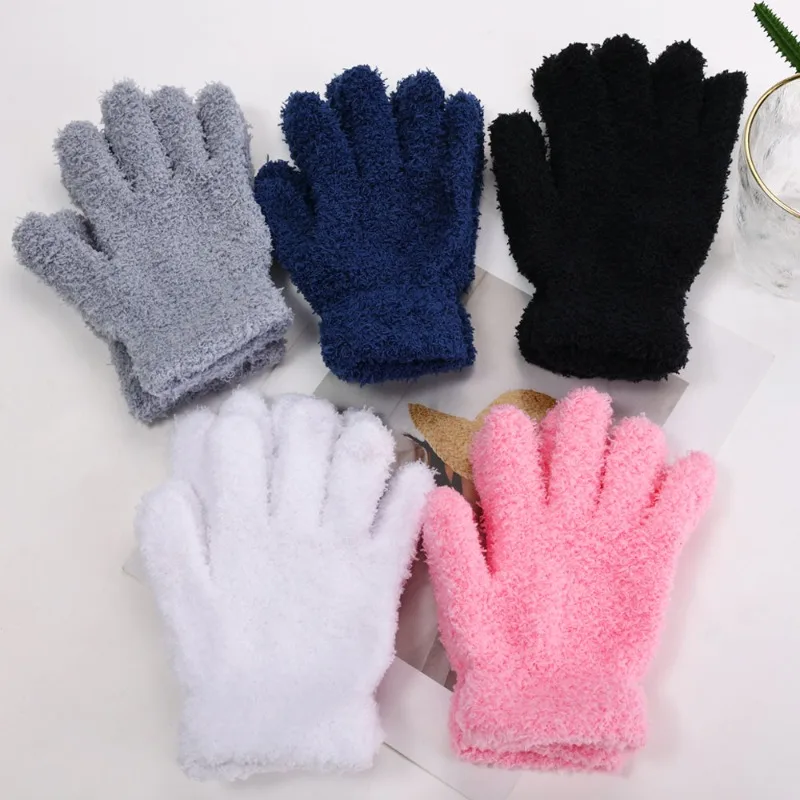 Guantes de felpa suave para mujer, manoplas cálidas de lana de Coral para niñas, moda de estilo coreano, dedo completo, guantes peludos gruesos,