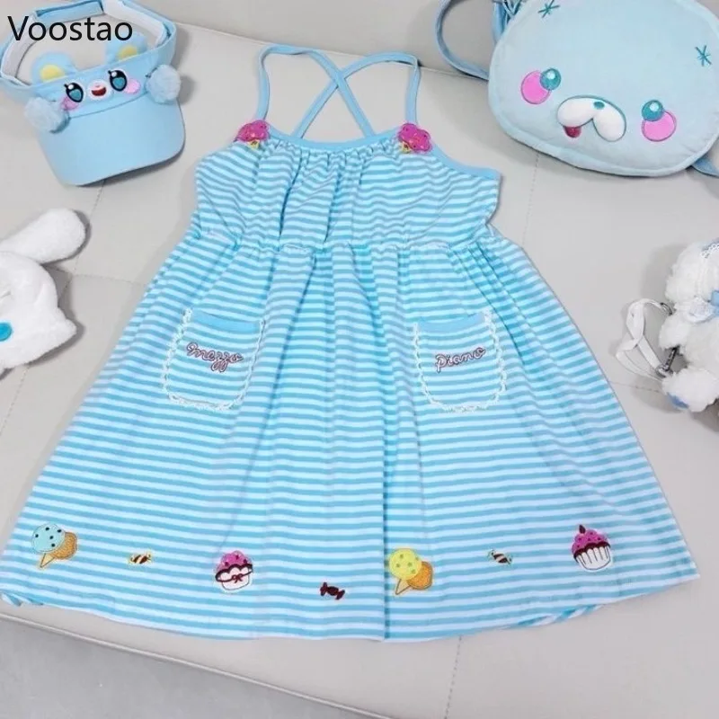 日本のかわいいロリータスタイルプリンセスドレス女性甘いストライプ漫画刺繍ストラップドレス女の子かわいい Y2k パーティーミニ Dres