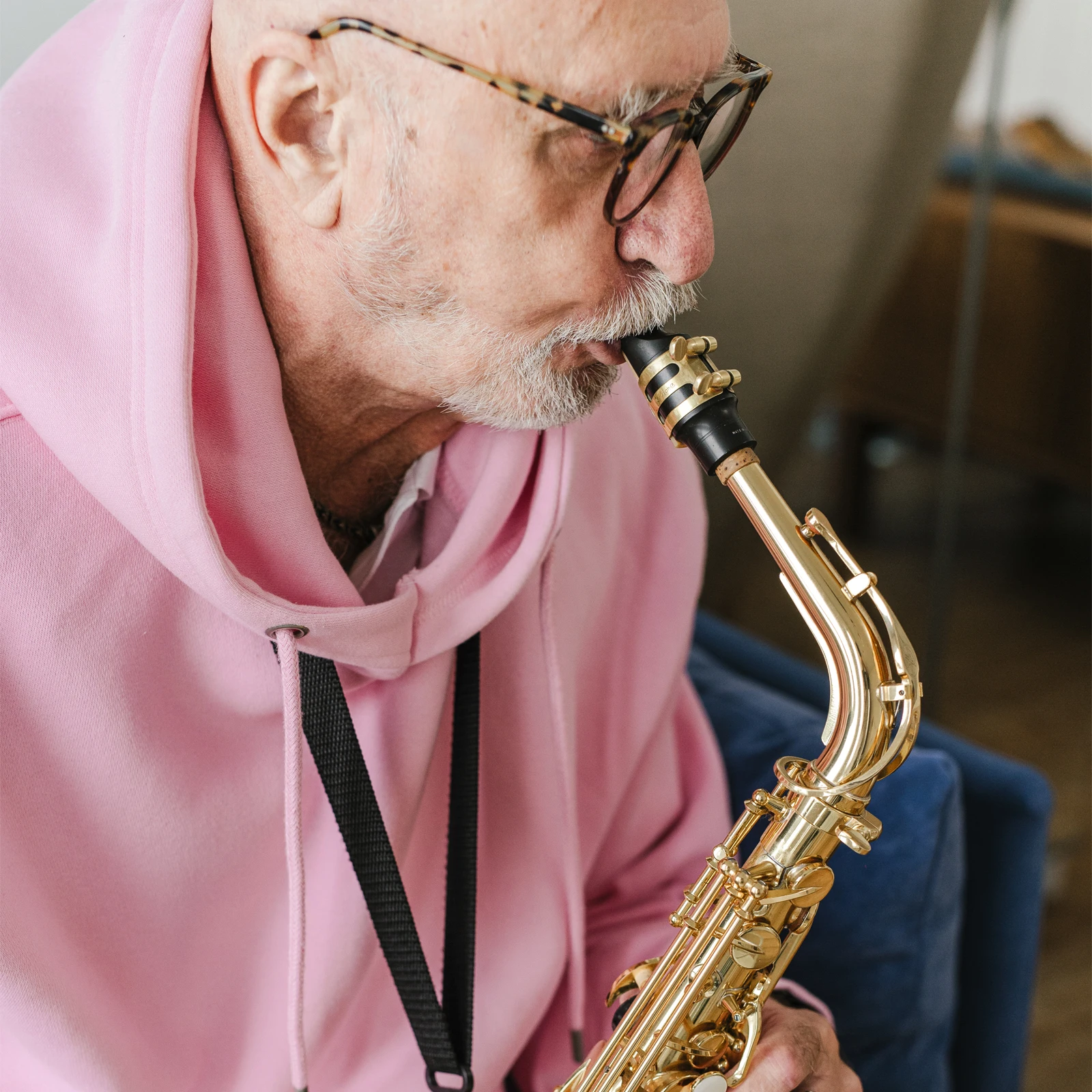 

Alto Saxophone Accessories Plastic Instrument Mouthpiece Kit Reed Cushion Durable Portable Practice Tone Improvement