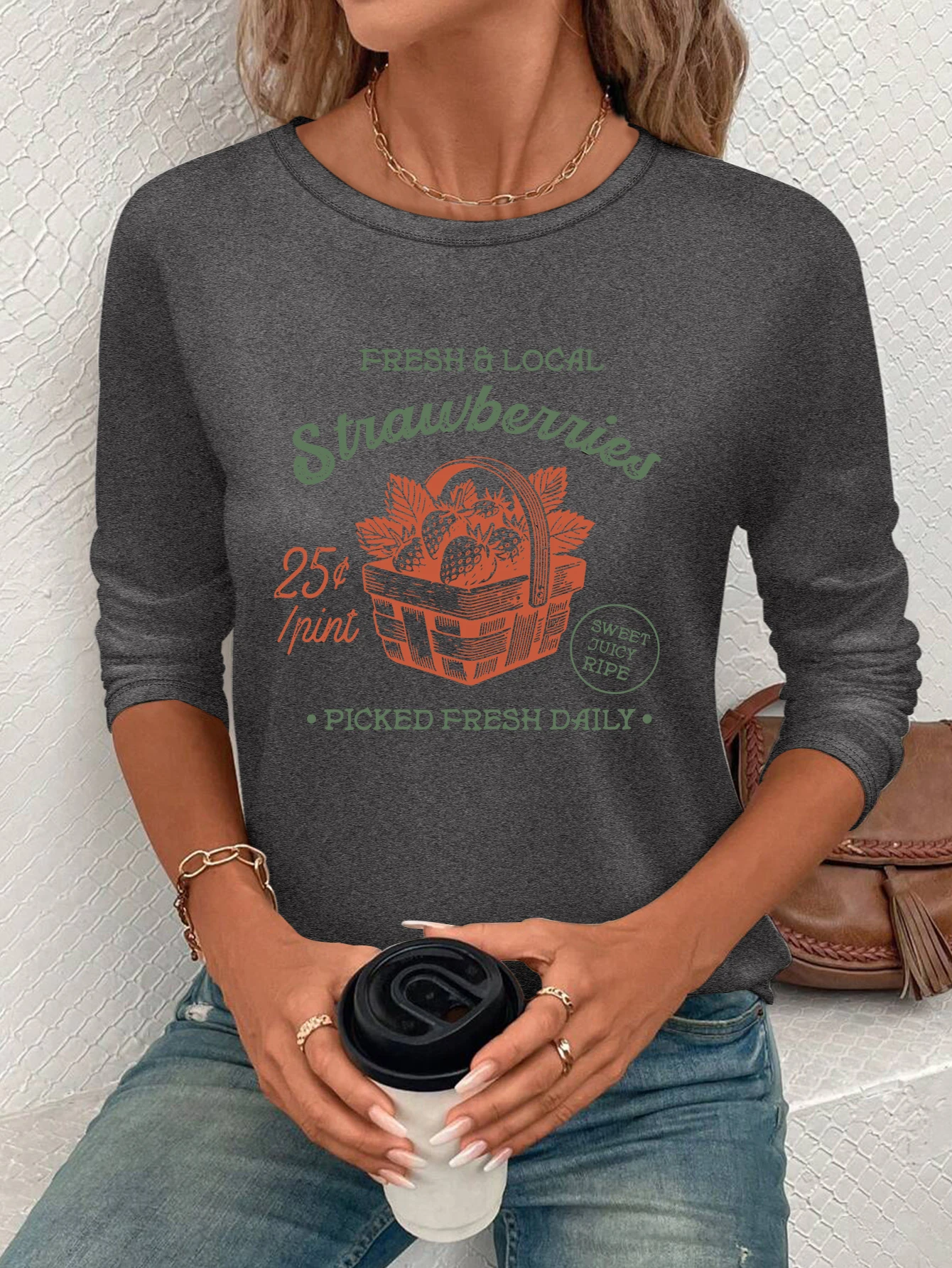 

Printed pattern women's round neck T-shirt, casual T-shirt, regular fit, machine washable, all-season versatile, 100% polyester