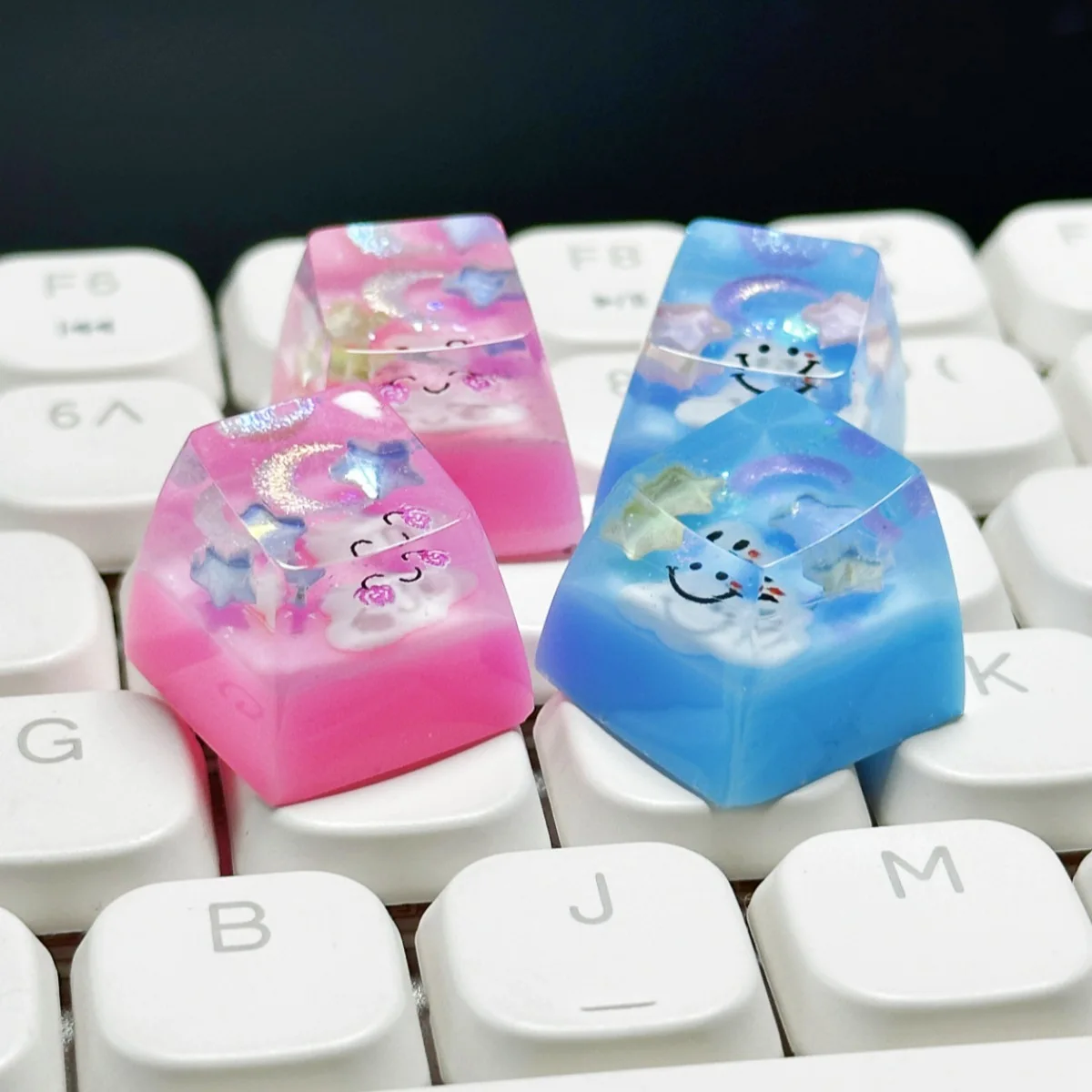 Epoxy Translucent Smile Sky Keycap Resin Cross Shaft Mechanical Keyboard Keycap Single