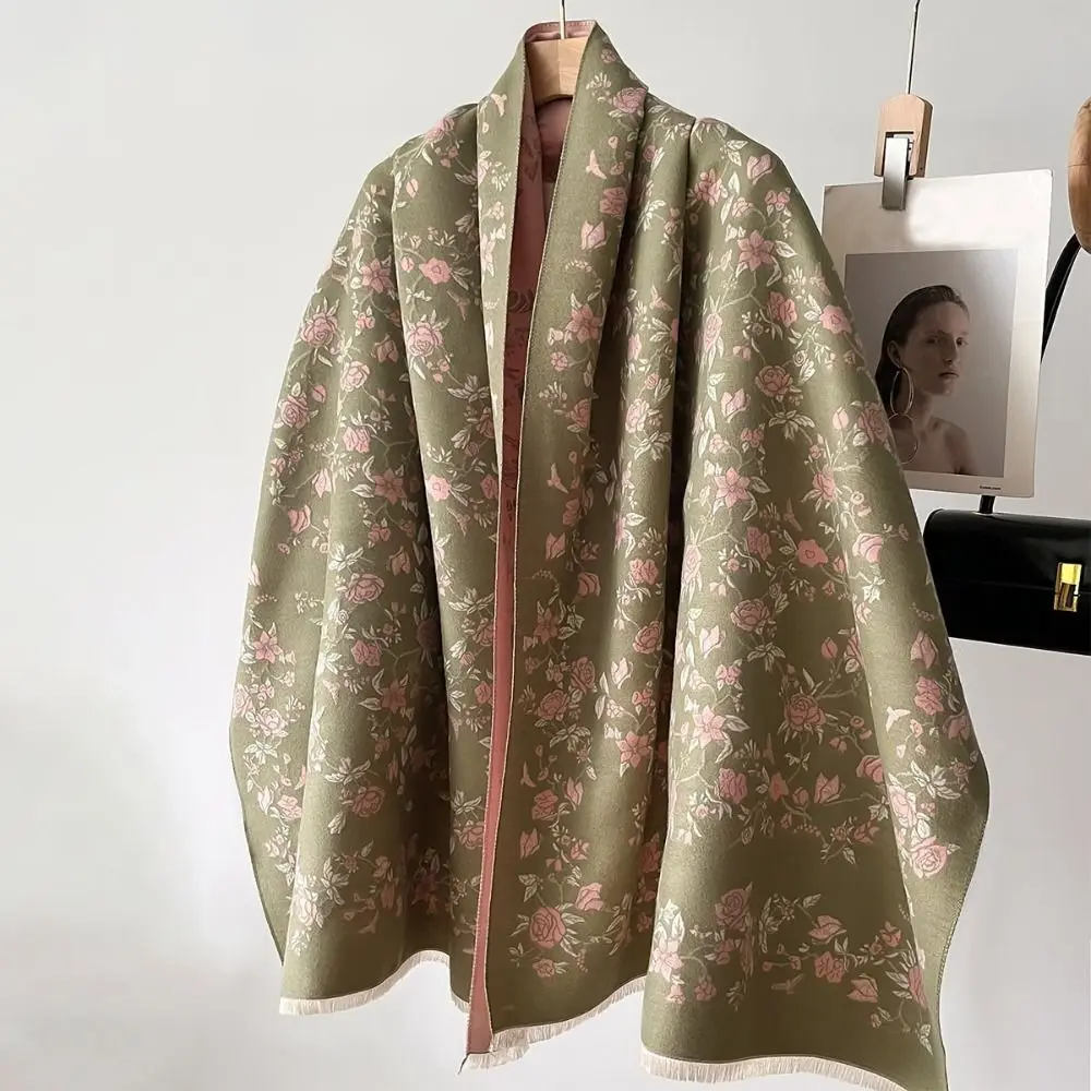 

Versatile Imitation Cashmere Shawl Floral Print Windproof Ethnic Style Cloak Elegant Soft Winter Shawl Winter Wear Accessory