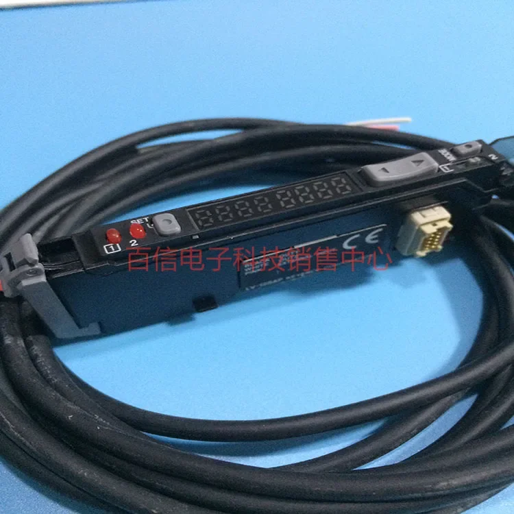 2026 Special Offer, KEYENCE Fiber Amplifier LV-12SAP