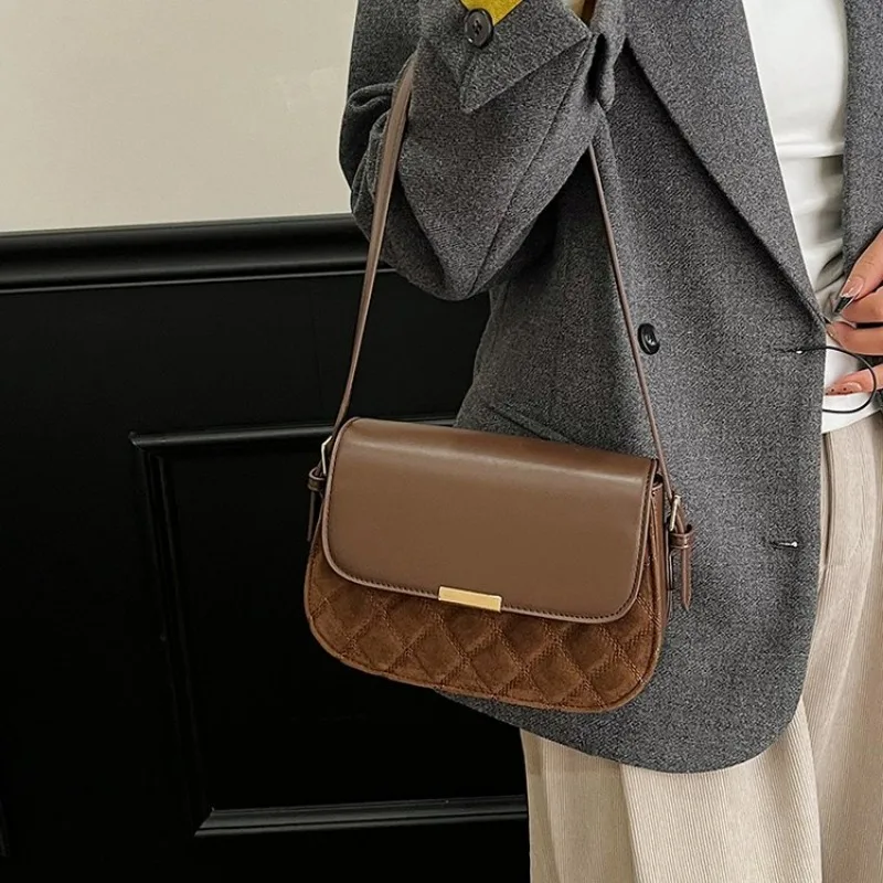 

Simple Glamorous Diaper Bag One Shoulder Baby Care Work Event Exquisite Portable Trendy Simple Versatile Parent-Friendly